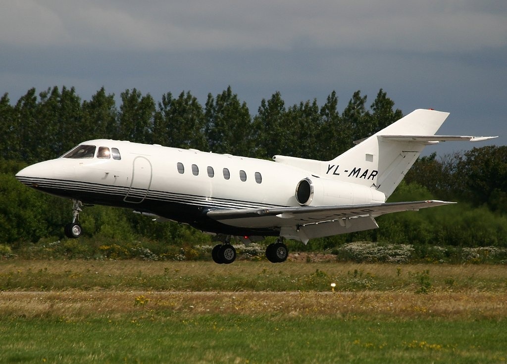 Hawker800